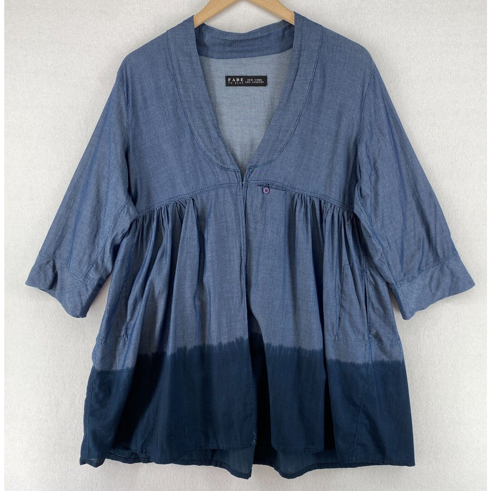 FADE TO BLUE Top Womens M Chambray Cardigan Hook & Eye Peplum 3/4 Sleeve Blue